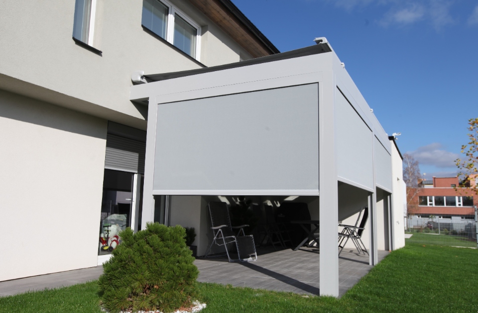 SCREENROLL ZIP SYSTÉMY - Bioklimatická pergola BIOGlass